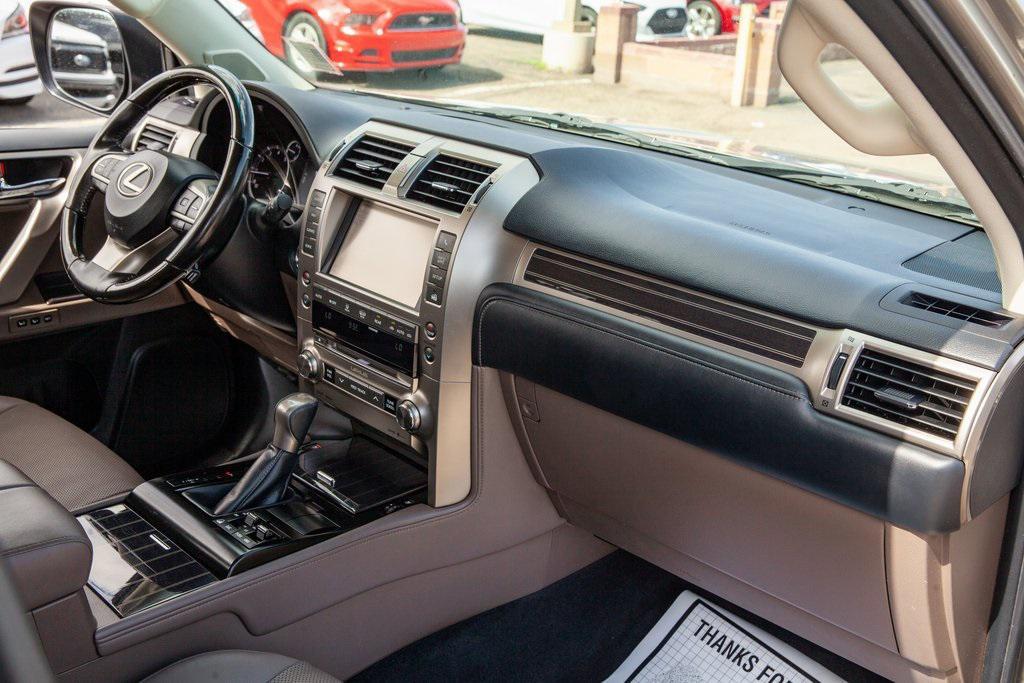 used 2020 Lexus GX 460 car, priced at $34,200
