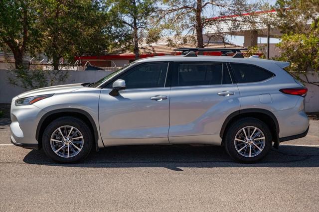 used 2020 Toyota Highlander car, priced at $32,499