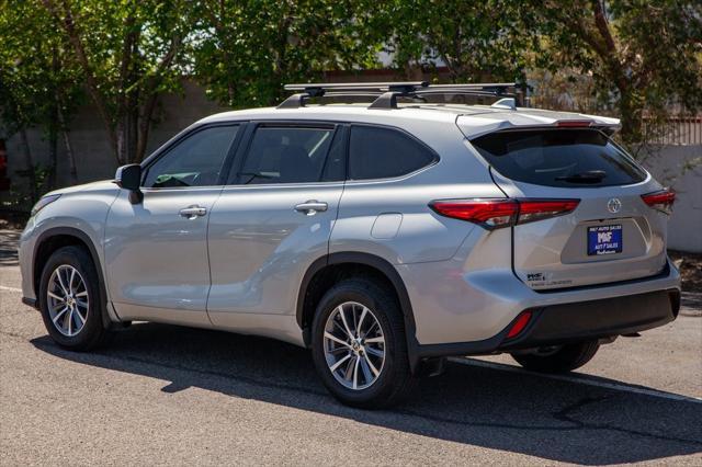 used 2020 Toyota Highlander car, priced at $32,499