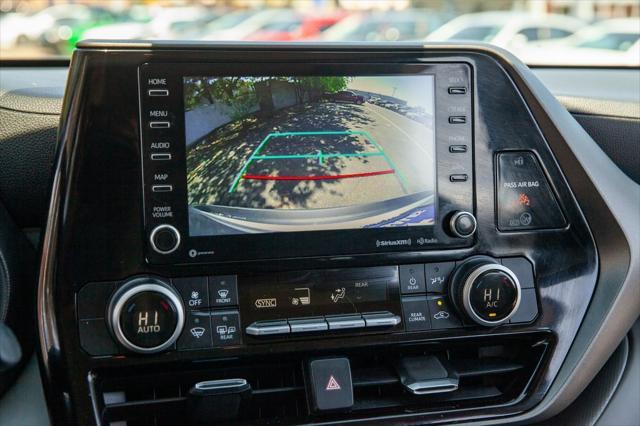 used 2020 Toyota Highlander car, priced at $32,499