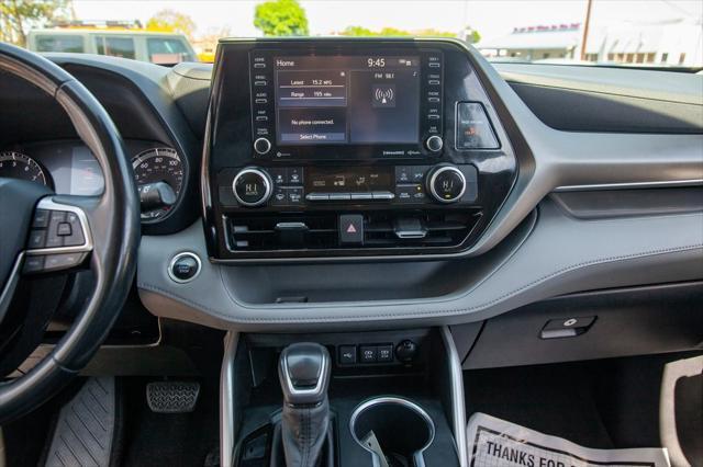 used 2020 Toyota Highlander car, priced at $32,499