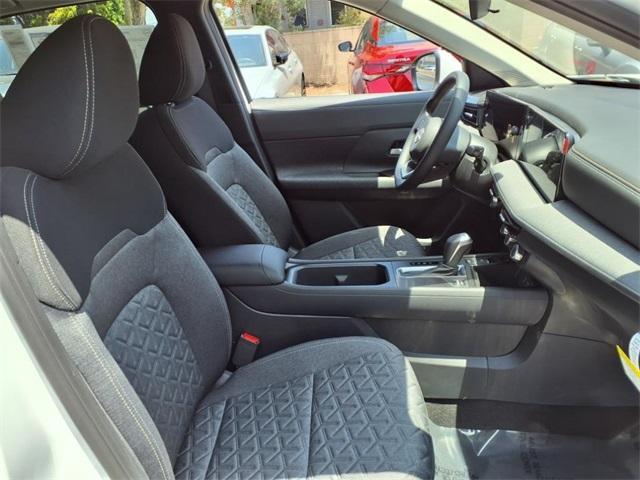 new 2025 Nissan Kicks car, priced at $24,029
