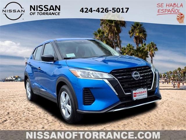 new 2025 Nissan Kicks Play car, priced at $23,257