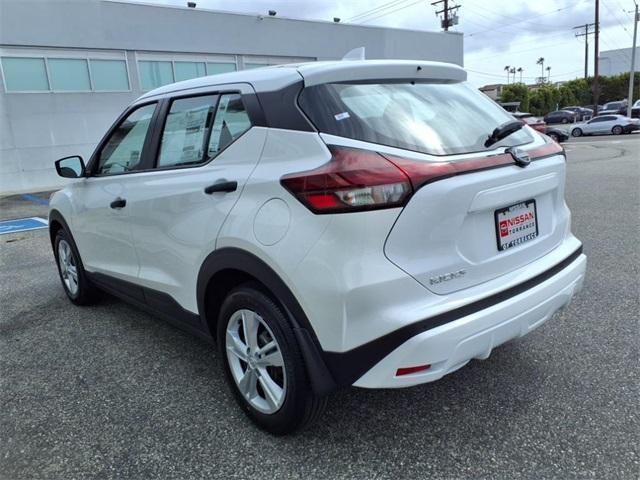 new 2025 Nissan Kicks Play car, priced at $22,795