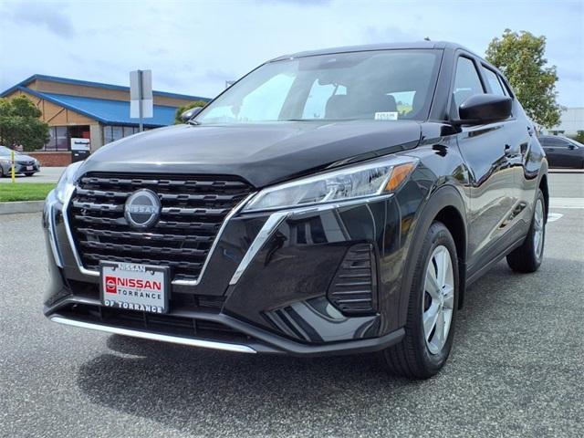 new 2025 Nissan Kicks Play car, priced at $22,795
