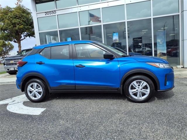 new 2025 Nissan Kicks Play car, priced at $23,257