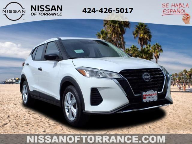 new 2025 Nissan Kicks Play car, priced at $23,179