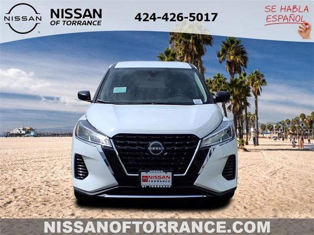 new 2025 Nissan Kicks Play car, priced at $23,257
