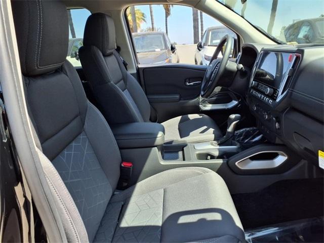 new 2025 Nissan Frontier car, priced at $33,946