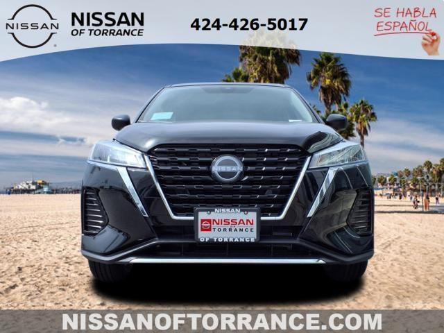 new 2025 Nissan Kicks Play car, priced at $23,179