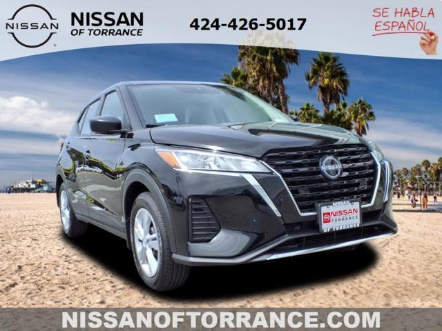 new 2025 Nissan Kicks Play car, priced at $23,179