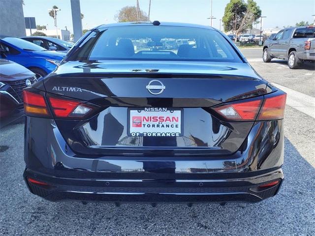 new 2025 Nissan Altima car, priced at $27,474