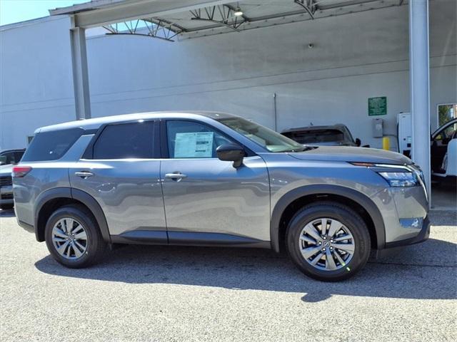 new 2025 Nissan Pathfinder car, priced at $31,637