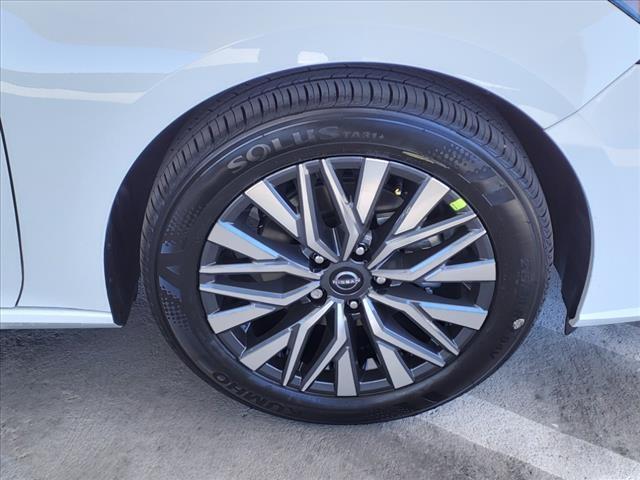 new 2025 Nissan Altima car, priced at $27,906