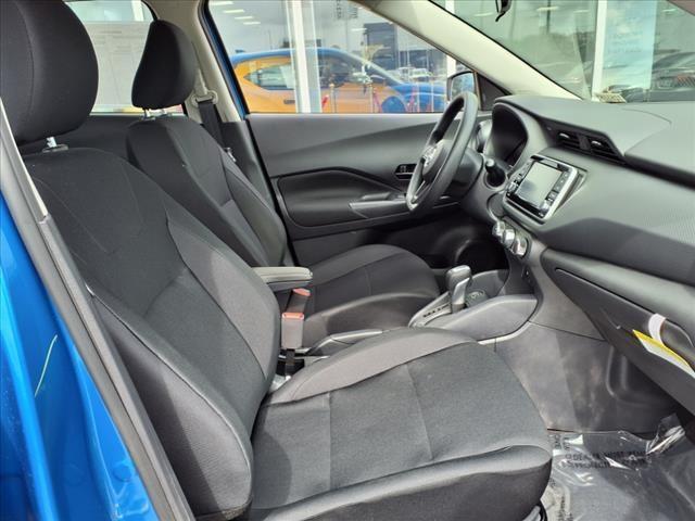 new 2025 Nissan Kicks Play car, priced at $23,179