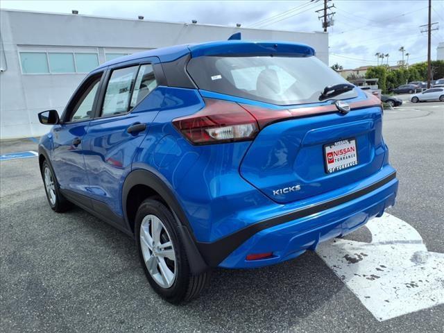 new 2025 Nissan Kicks Play car, priced at $23,179