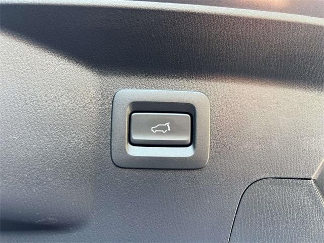 used 2023 Mazda CX-9 car, priced at $27,998