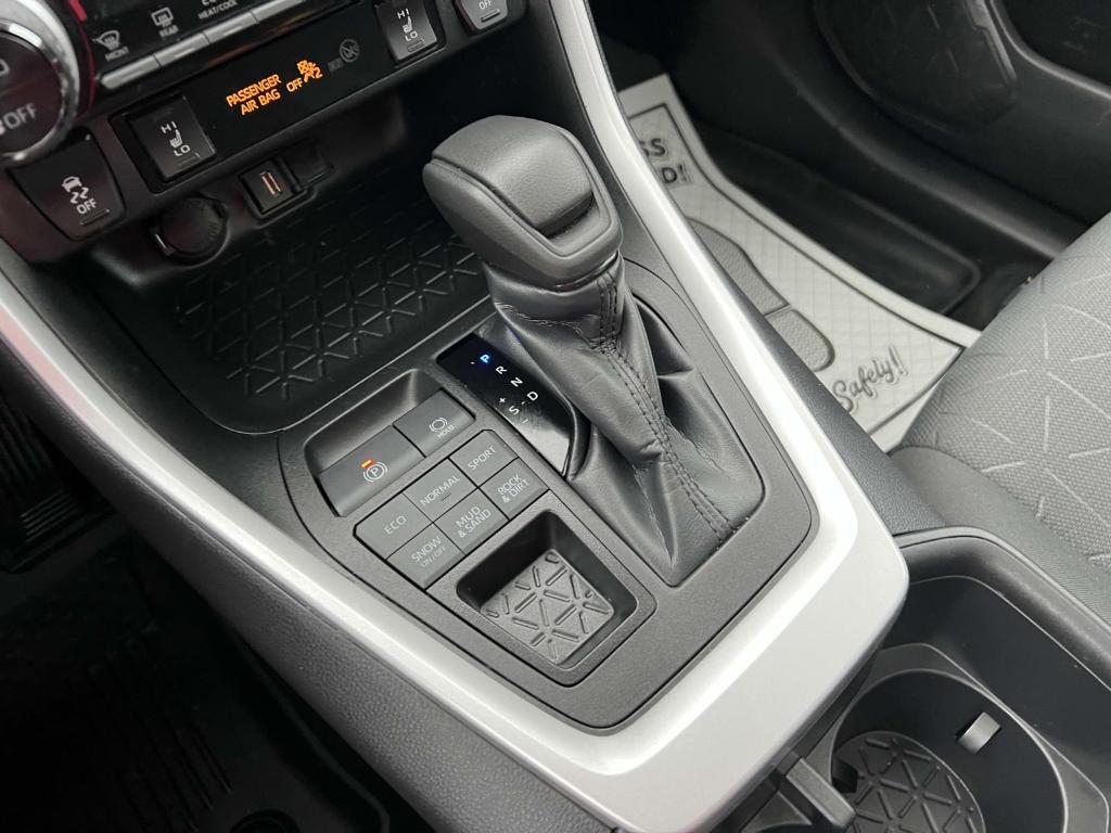 used 2022 Toyota RAV4 car, priced at $27,998