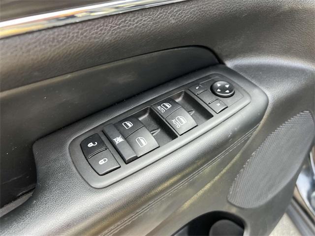used 2021 Jeep Grand Cherokee car, priced at $25,998