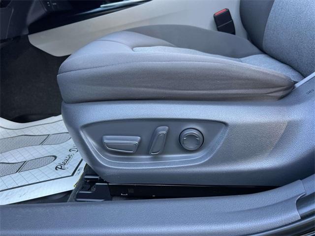 used 2019 Toyota Camry Hybrid car, priced at $19,987