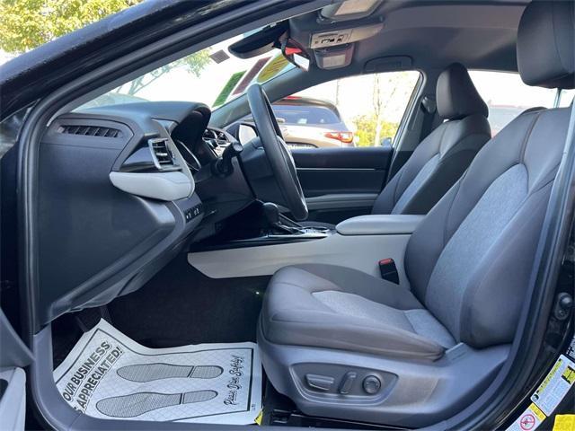 used 2019 Toyota Camry Hybrid car, priced at $19,987