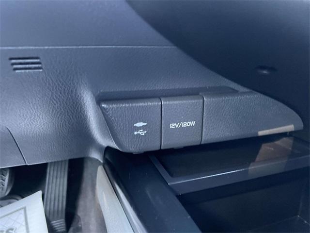 used 2019 Toyota Camry Hybrid car, priced at $19,987