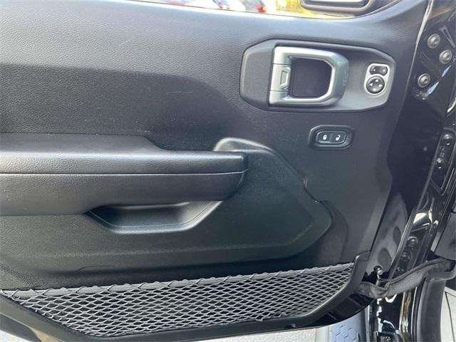 used 2020 Jeep Wrangler Unlimited car, priced at $27,998