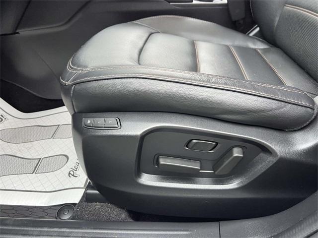 used 2022 Mazda CX-5 car, priced at $24,998