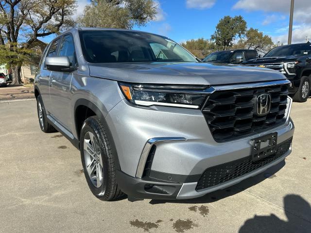 new 2025 Honda Pilot car, priced at $44,167