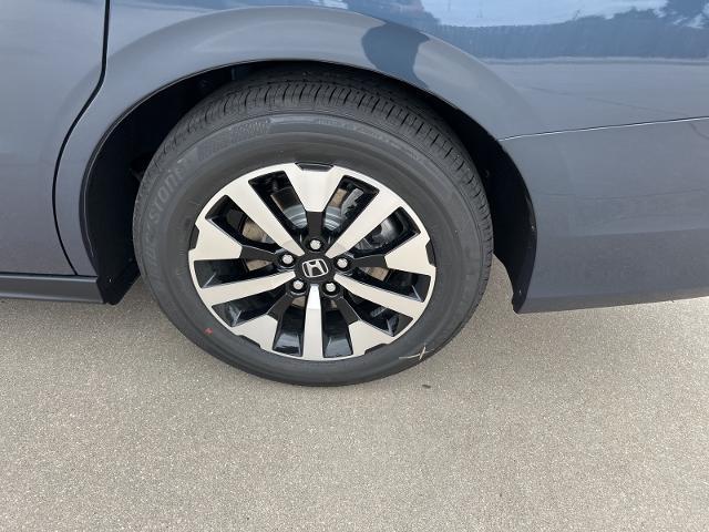 new 2026 Honda Odyssey car, priced at $44,890