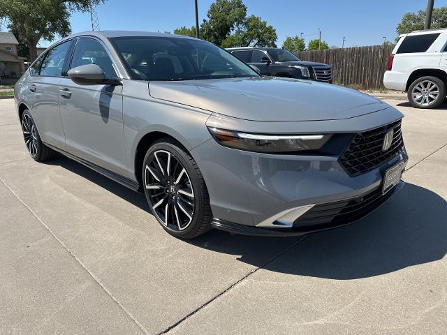 new 2025 Honda Accord Hybrid car, priced at $40,155