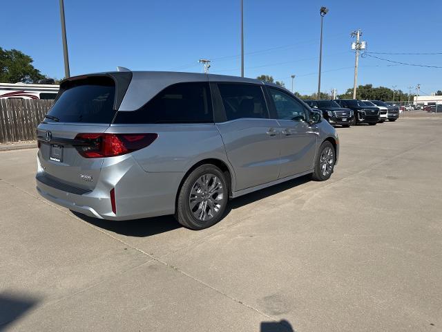 new 2026 Honda Odyssey car, priced at $48,240