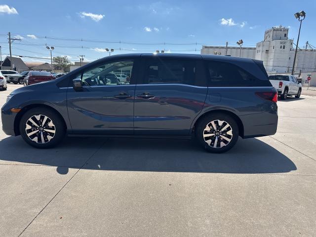 new 2026 Honda Odyssey car, priced at $43,540
