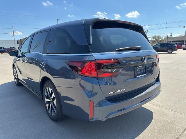 new 2026 Honda Odyssey car, priced at $43,540