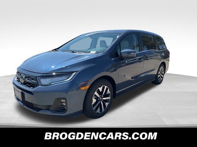 new 2026 Honda Odyssey car, priced at $43,540