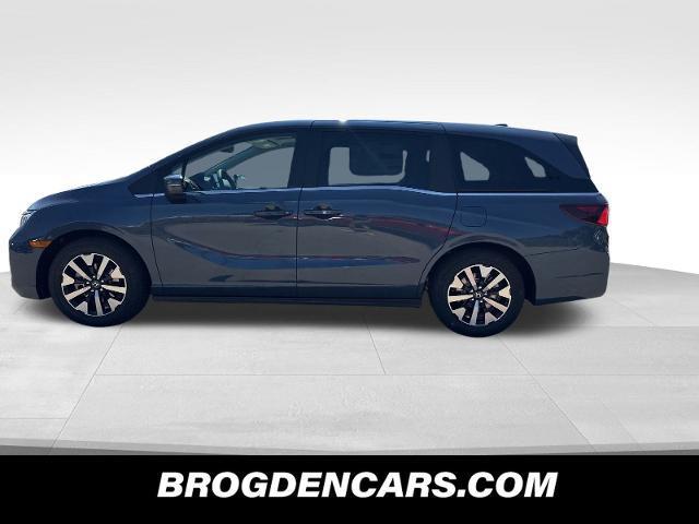 new 2026 Honda Odyssey car, priced at $43,540