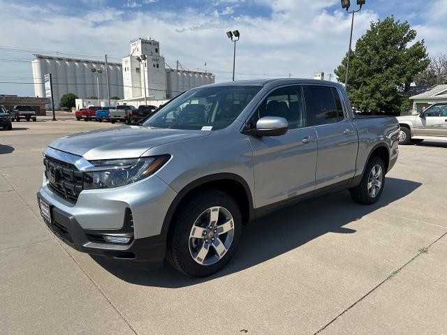 new 2025 Honda Ridgeline car, priced at $43,680