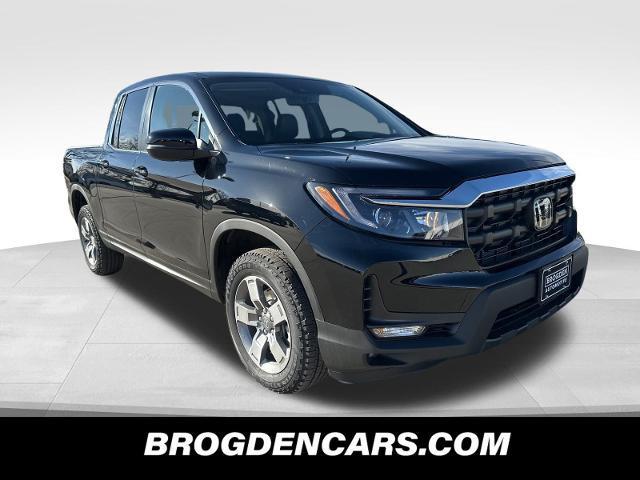 new 2025 Honda Ridgeline car, priced at $43,680