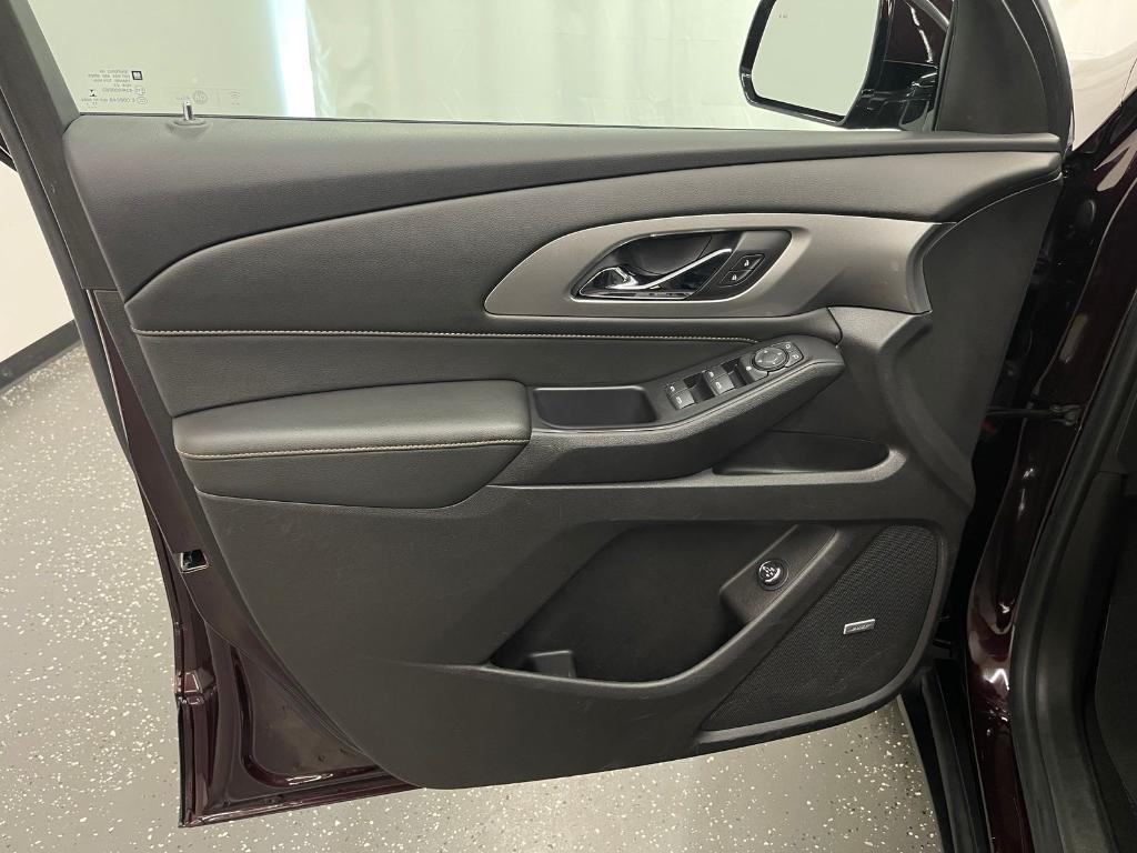 used 2018 Chevrolet Traverse car, priced at $19,500