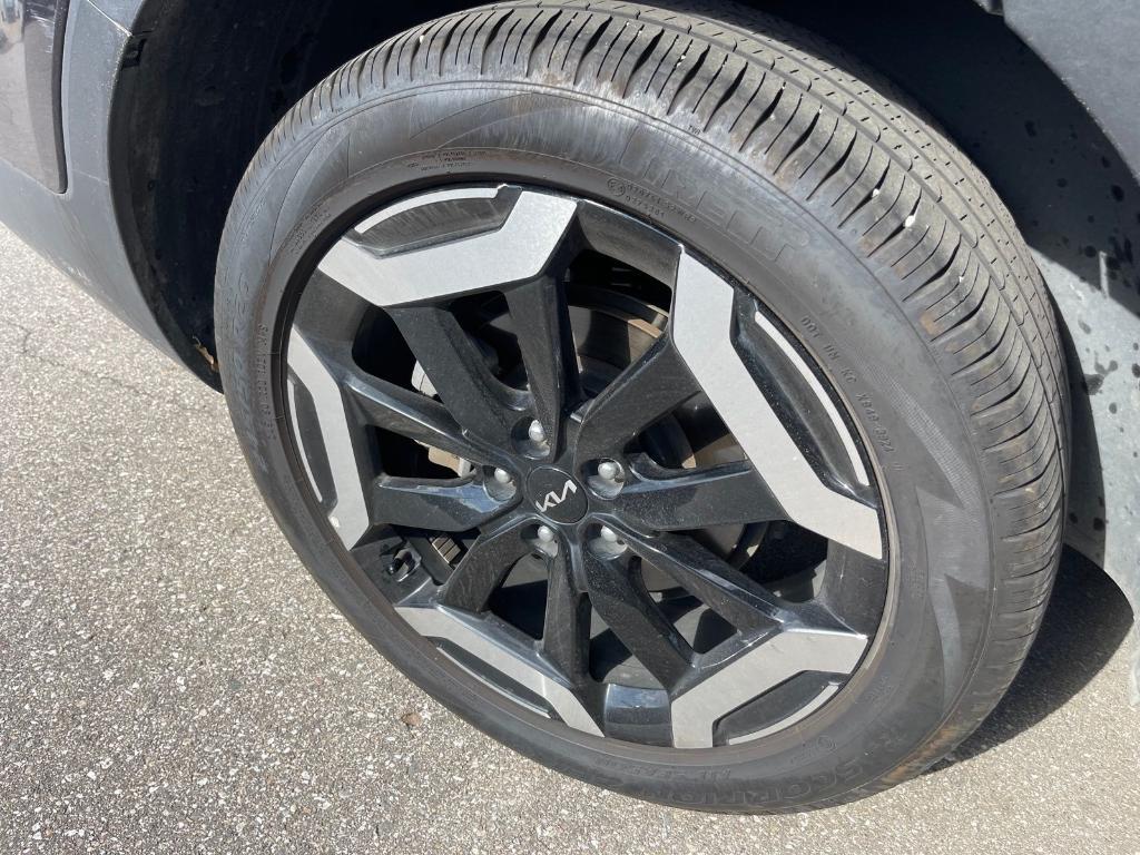 used 2025 Kia Telluride car, priced at $36,000