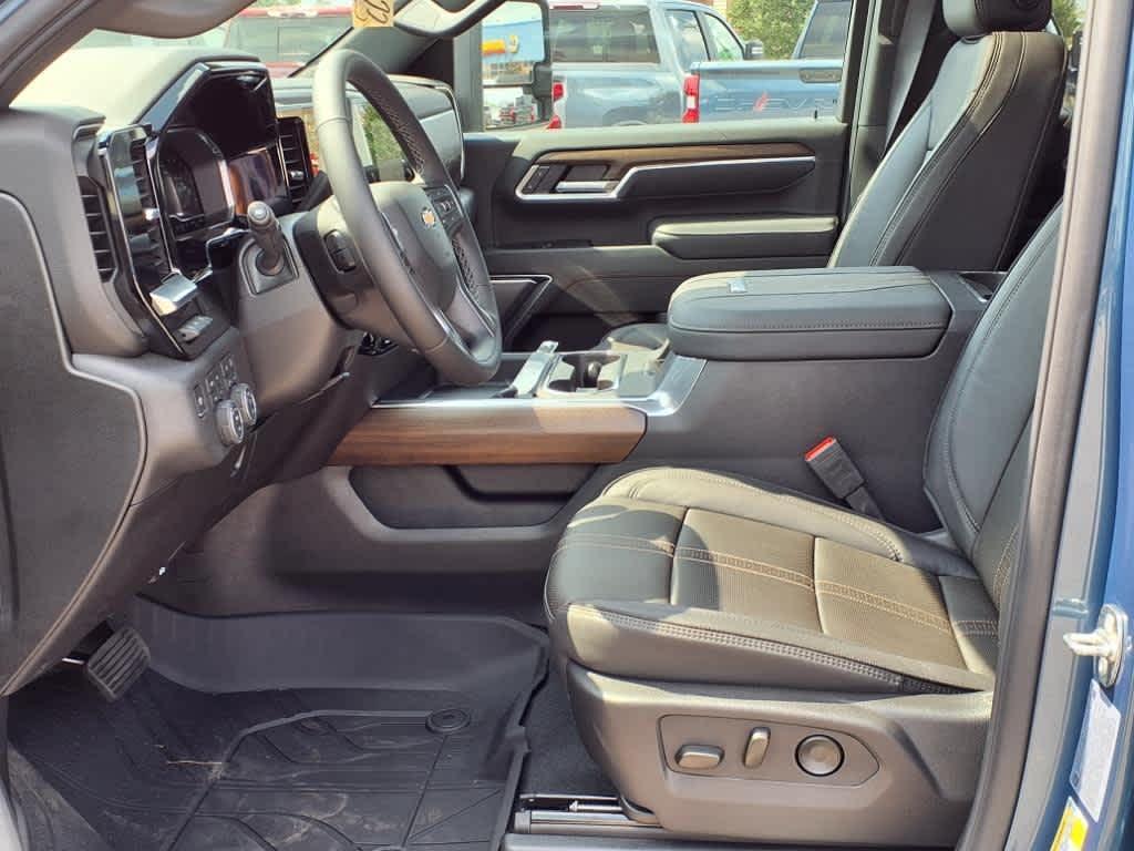 new 2025 Chevrolet Silverado 2500 car, priced at $80,725
