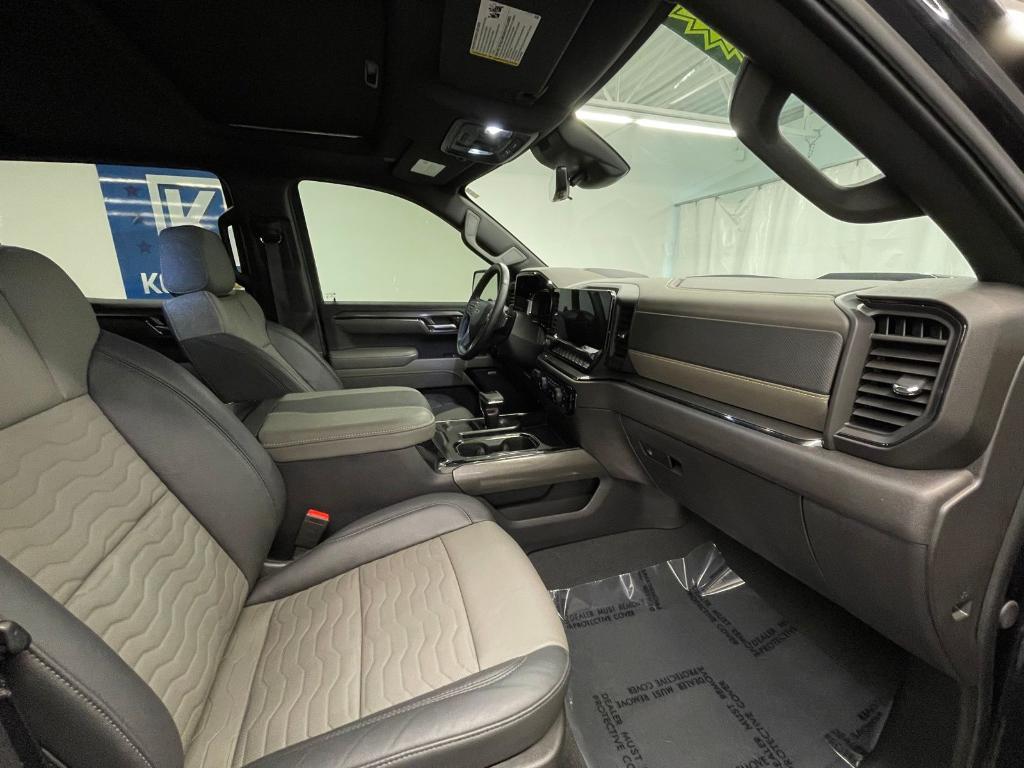 used 2024 Chevrolet Silverado 1500 car, priced at $60,000