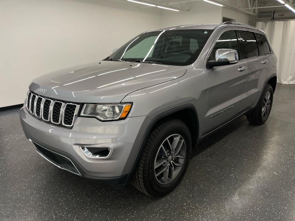 used 2017 Jeep Grand Cherokee car, priced at $14,500