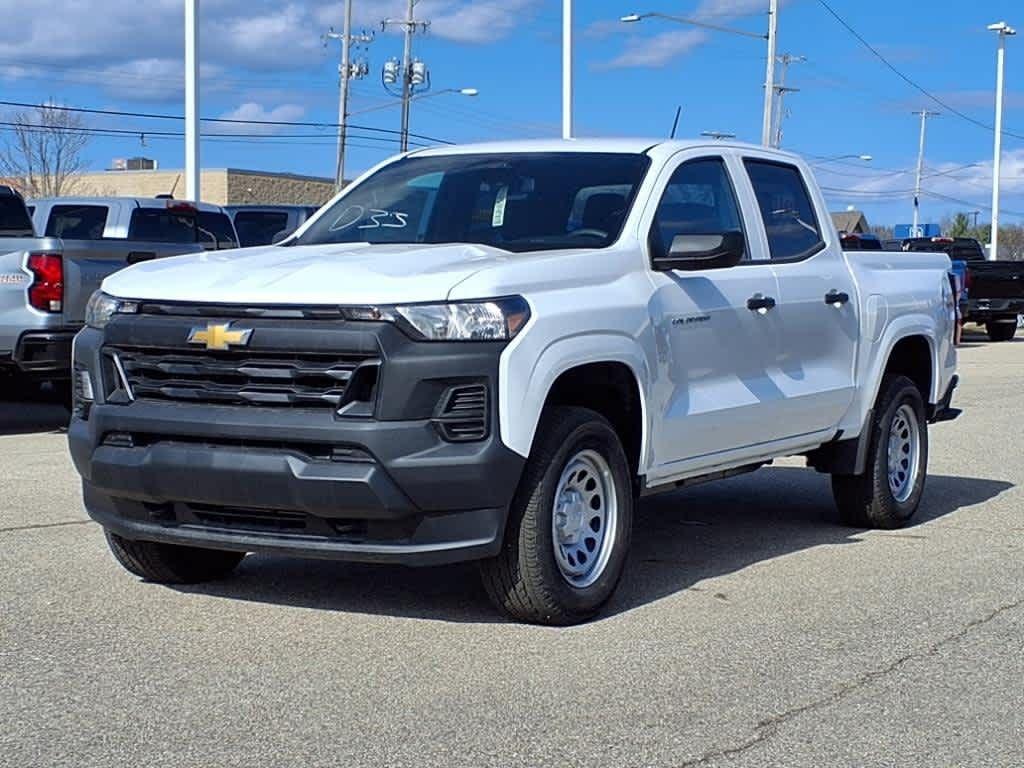 new 2025 Chevrolet Colorado car, priced at $39,040