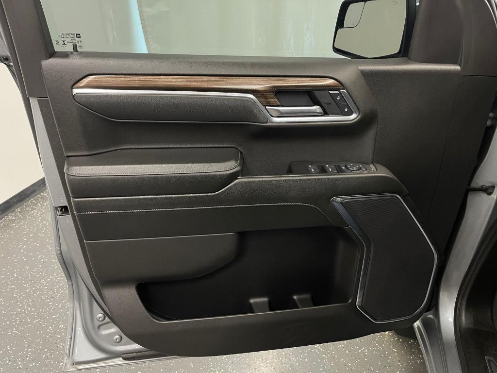 used 2025 Chevrolet Silverado 1500 car, priced at $48,000