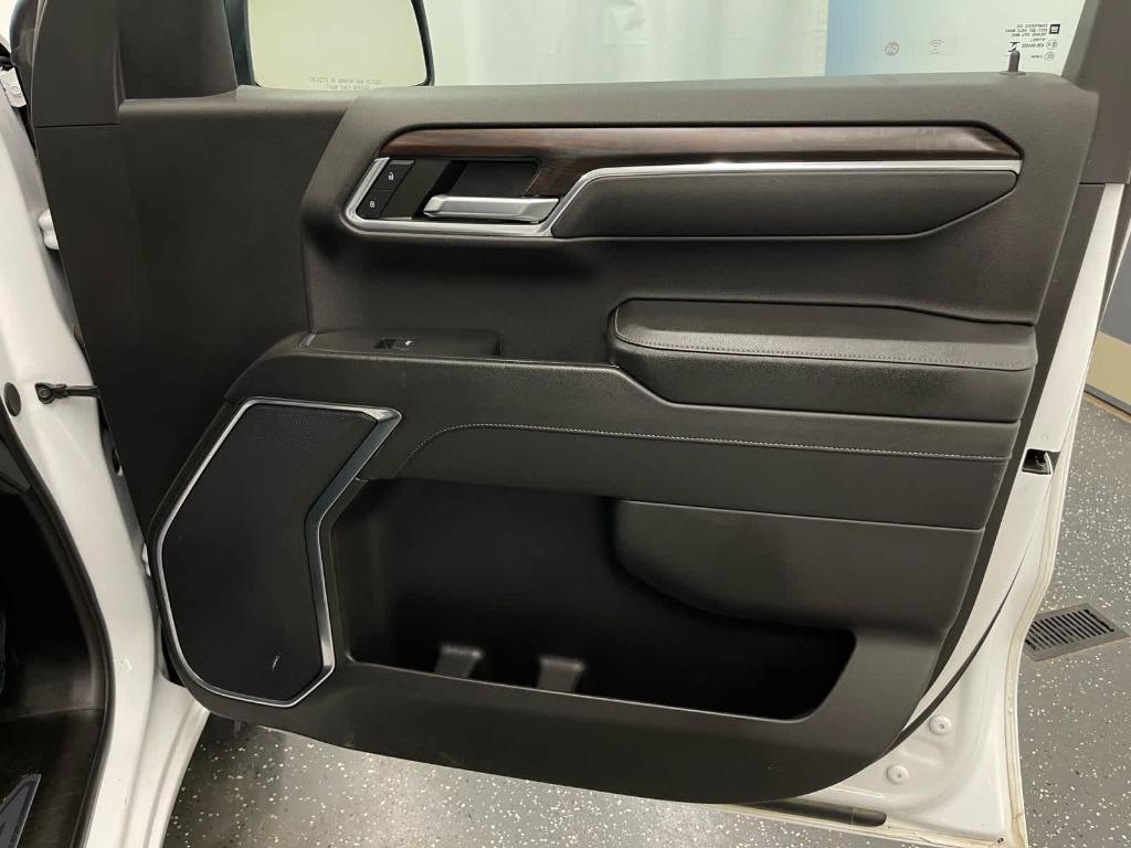 used 2024 GMC Sierra 1500 car, priced at $44,000