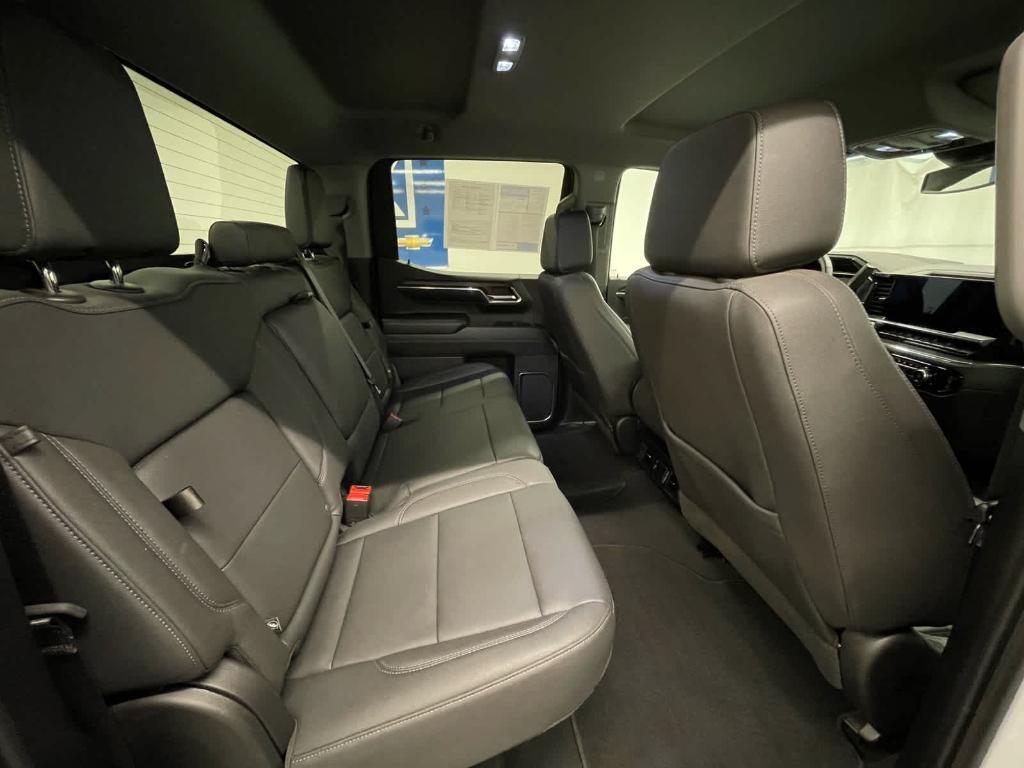 used 2024 GMC Sierra 1500 car, priced at $45,000