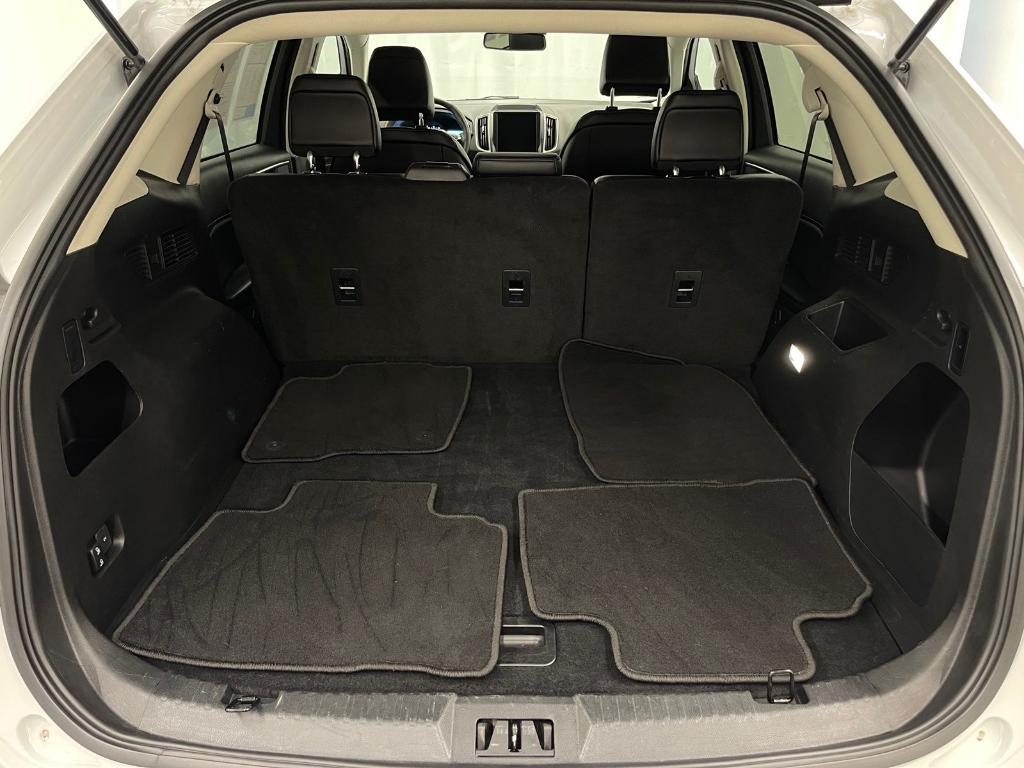 used 2024 Ford Edge car, priced at $25,000