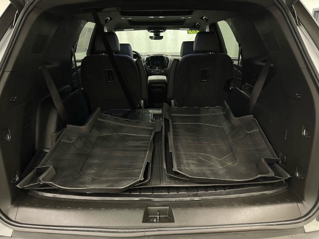 used 2023 Chevrolet Traverse car, priced at $35,500
