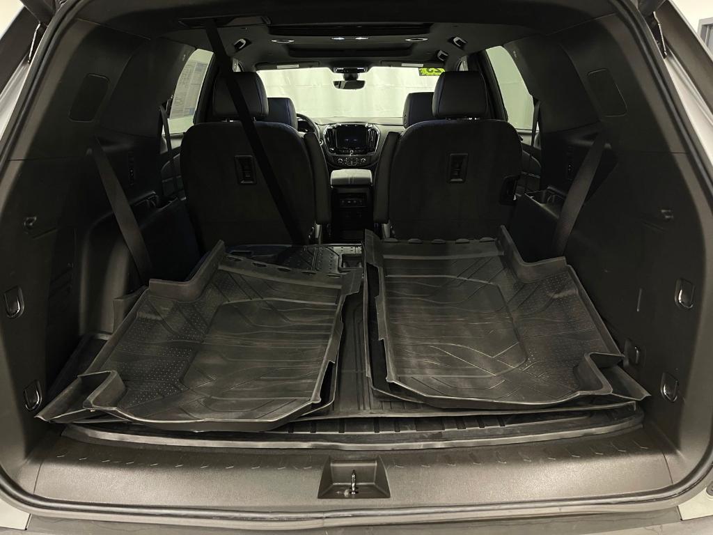 used 2023 Chevrolet Traverse car, priced at $35,500
